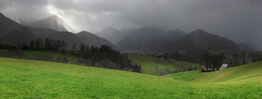 Nuages et lumières entre Lys et Asson
