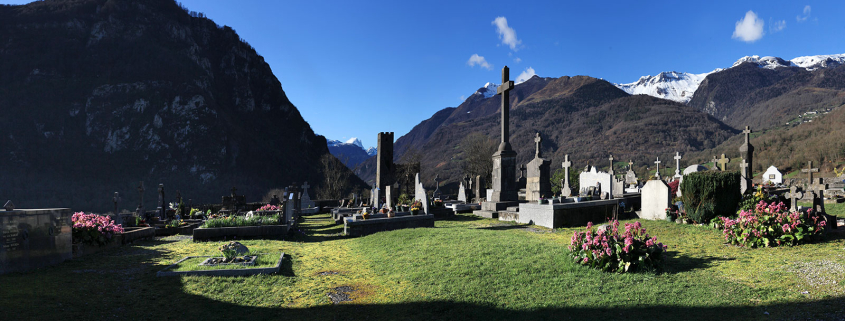 Le cimetière de Castet en Ossau