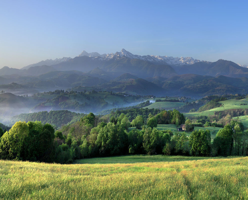 Panorama sur la chaîne des Pyrénées
